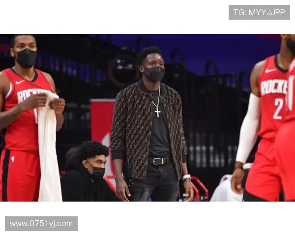 克里斯带伤复出激励全队斗志